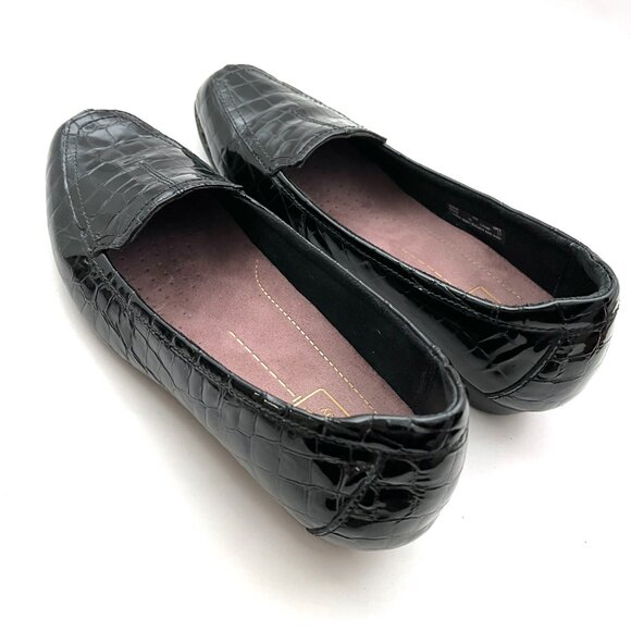 Clarks Artisan Keesha Luca Slip-On Loafer - Picture 6 of 13